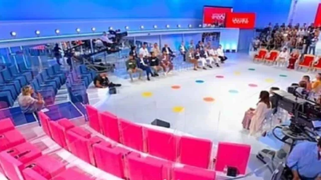 Uomini e Donne: un corteggiatore parla del dietro le quinte del programma