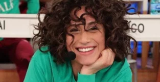 Giulia Molino ha un nuovo look: com'è oggi la cantante di Amici 19