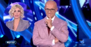 Alfonso Signorini e Ilary Blasi: ecco in che rapporti sono i due conduttori