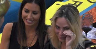 Stefania Orlando piange al GF Vip e a consolarla c'è Elisabetta