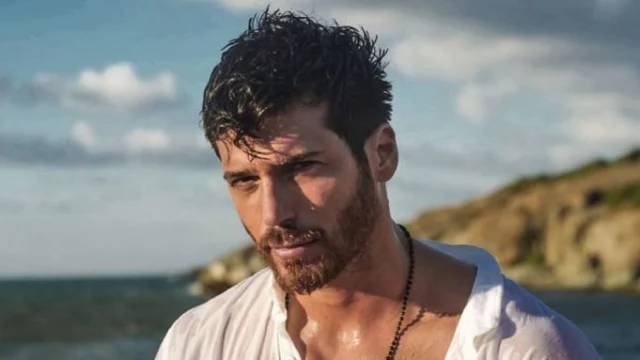 Can Yaman: per il compleanno Mediaset fa un regalo ai fan