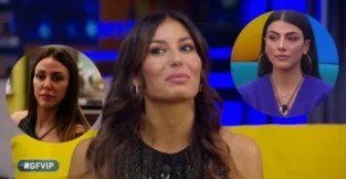 Elisabetta Gregoraci: i Vipponi la salutano ma mancano Selvaggia e Giulia