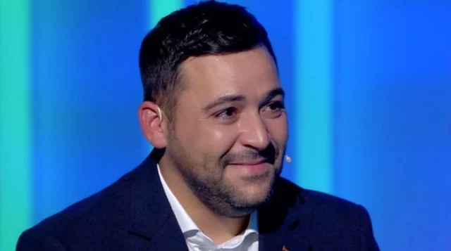 C'è Posta Per Te: Giuseppe trova lavoro grazie a Maria De Filippi