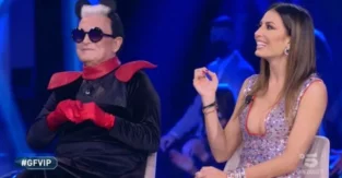 Elisabetta Gregoraci: ecco il look scelto per la semifinale del GF Vip