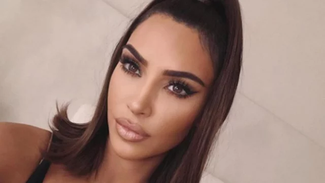 kim kardashian figlia dipinto