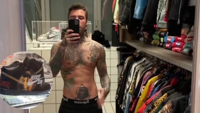 Fedez mostra la scarpiera: alcune sneakers costano più di 20 mila euro