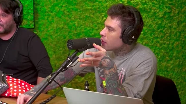 Fedez avrebbe potuto condurre Lol insieme ad un caro amico: ecco chi