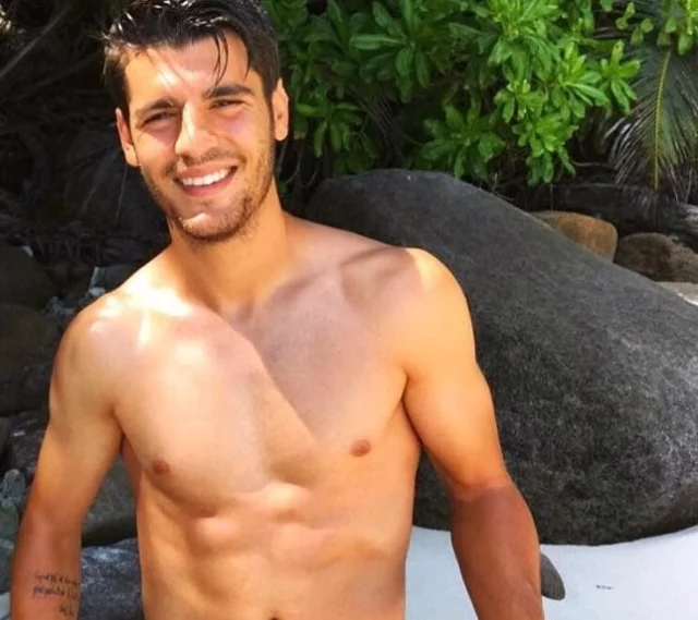 Il fisico di Alvaro Morata