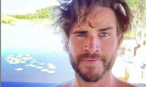 Liam Hemsworth rende ufficiale la storia con Gabriella Brooks (FOTO)