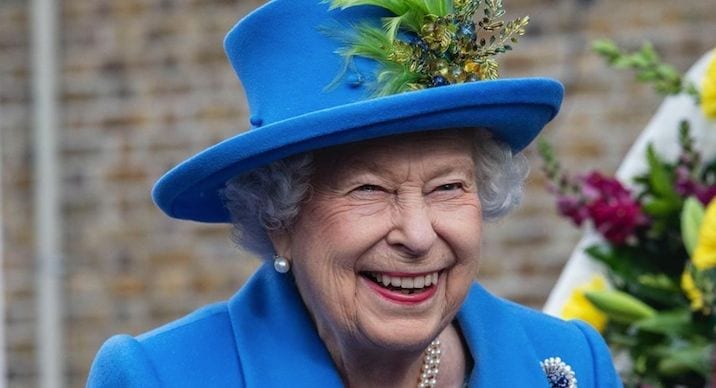 La Regina Elisabetta detesta che venga utilizzata l'aspirapolvere a palazzo