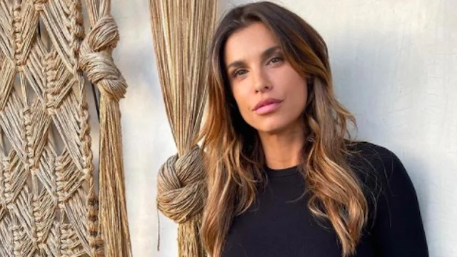 Elisabetta Canalis nel giorno del compleanno spunta una foto da bambina