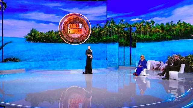 Confermata L'Isola dei Famosi: ufficiale anche il nome della conduttrice