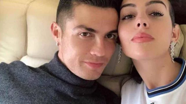 Cristiano Ronaldo e Georgina Rodriguez svelano il sesso dei due gemelli