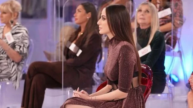 Uomini e donne, Roberta ha fatto la sua scelta: ecco cosa è successo (VIDEO)