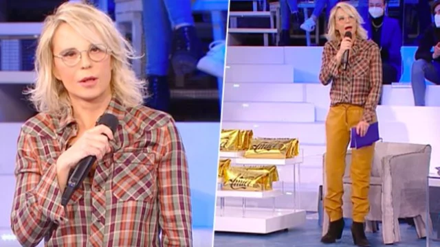 Maria De Filippi, brand e costo dell'outfit della puntata di oggi di Amici