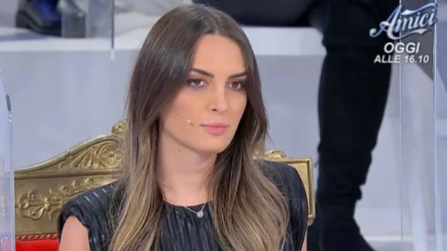 Andrea Nicole Conte svela perché non ha replicato agli attacchi di Tina e Gianni