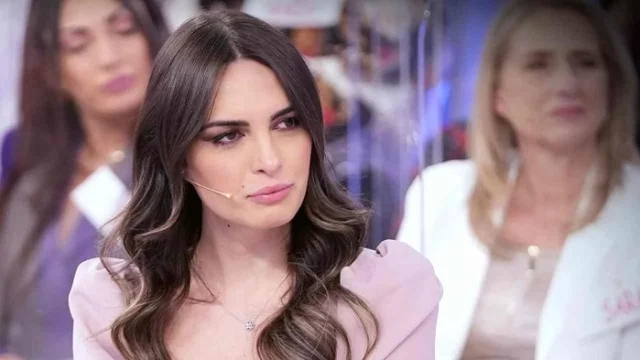 Anticipazioni Uomini e donne, Andrea Nicole torna nel programma