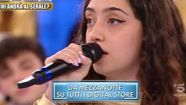 amici 21 danshari inedito sissi