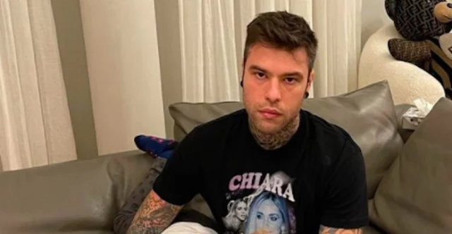 Fedez, un utente lo critica: "Non esisti solo tu con il tumore". La replica