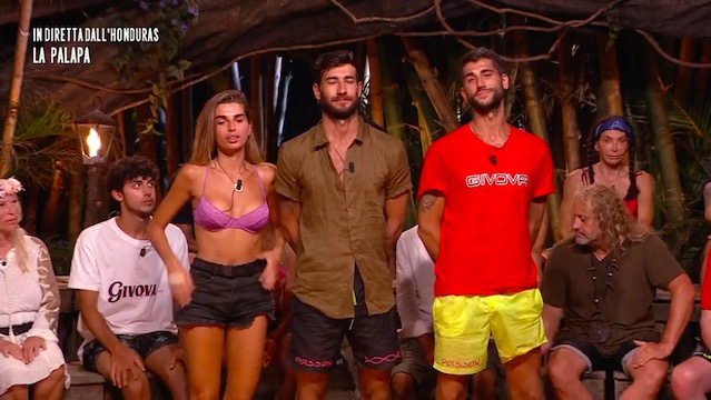 Isola dei Famosi - Estefania e Roger o Jeremias, chi vuoi eliminare? VOTA