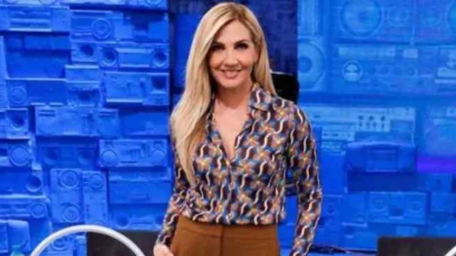 Lorella Cuccarini svela come Maria De Filippi l'ha convinta a diventare prof di canto