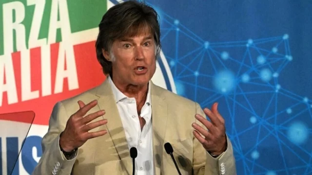 Ronn Moss, il Ridge di Beautiful, ospite alla convention di Forza Italia