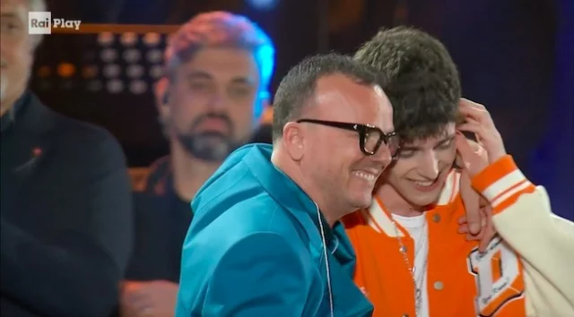 Gigi DâAlessio e LDA, l'emozionante duetto padre-figlio incanta Napoli