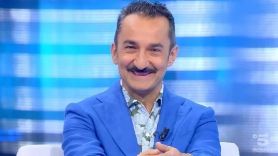 Nicola Savino dopo L'Isola approda su TV8 con un nuovo programma