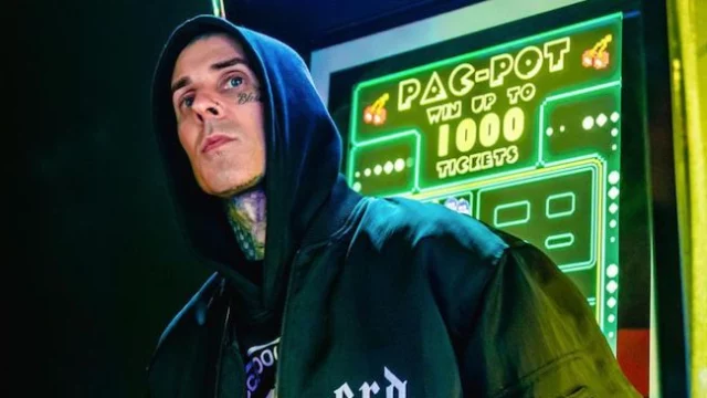 Travis Barker, svelate le cause del ricovero