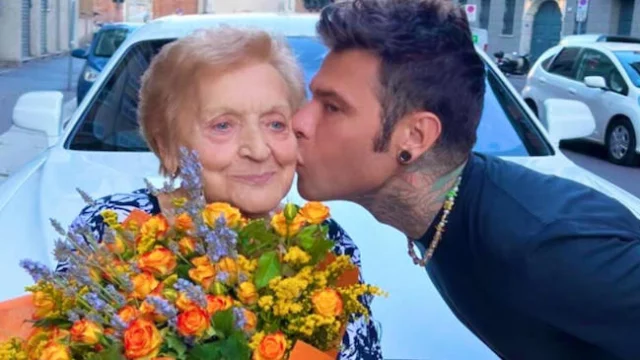 Fedez, la nonna cade e si frattura il femore: ecco come sta dopo l'operazione