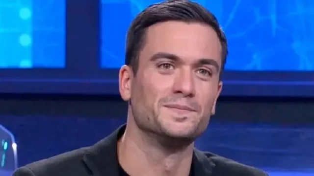 Pierpaolo Petrelli criticato per delle battute su alcune fan (VIDEO)