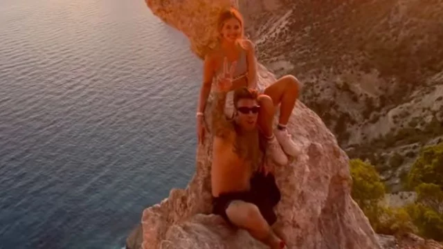 Fedez e Chiara Ferragni, il selfie ad alta quota a Ibiza è da brividi