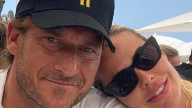 francesco totti dettagli vita privata ilary blasi