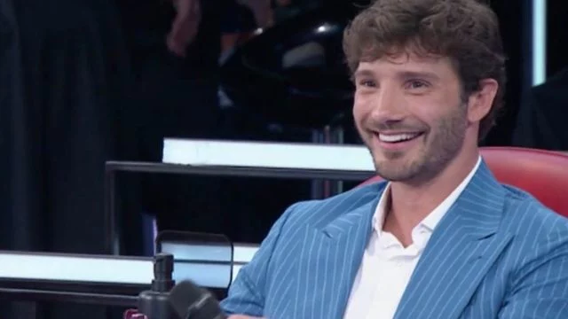 stefano de martino amici serale giudice torna