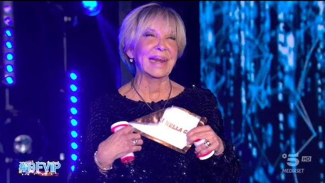 Wilma Goich ha il biglietto di ritorno e rientra in gioco