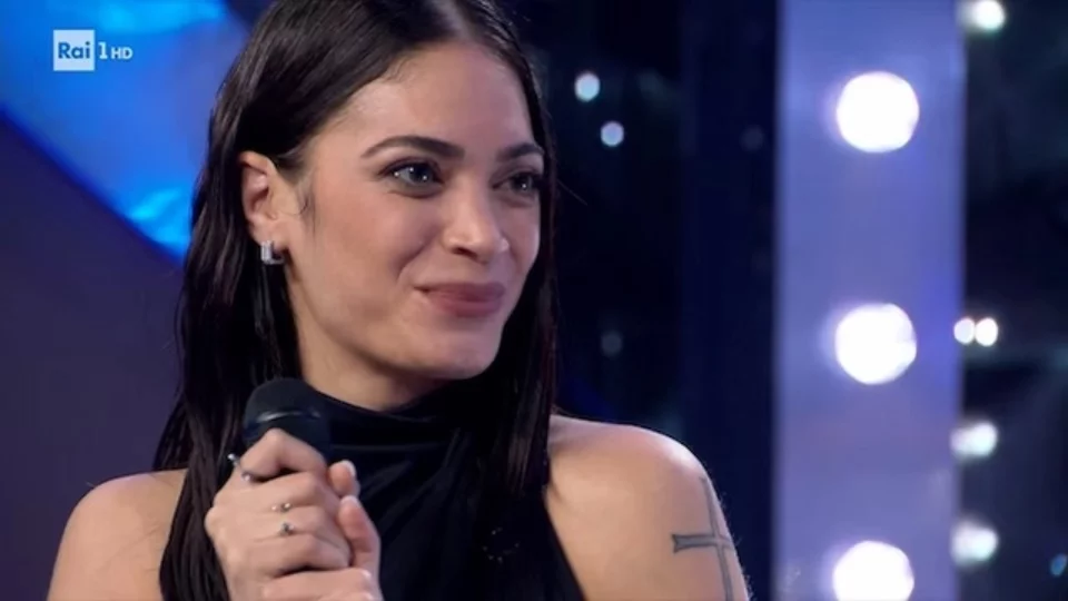 A Sanremo 2023 Elodie presenta la canzone dal titolo Due. Ecco il testo e significato del brano in gara al Festival