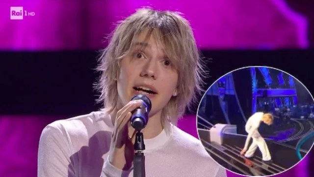 Perché gIANMARIA aveva l'ukelele sul palco a Sanremo 2023