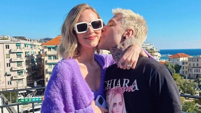 Chiara Ferragni e Fedez avvistati insieme a una festa