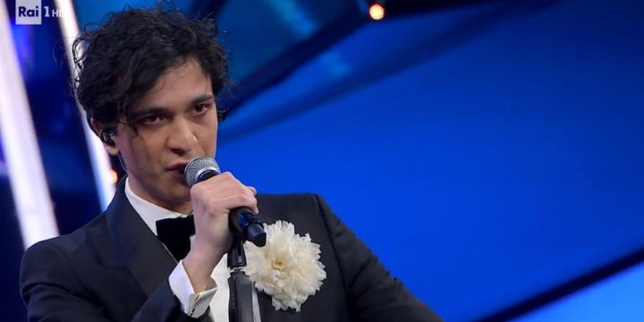 tananai fiori sanremo 2023 significato