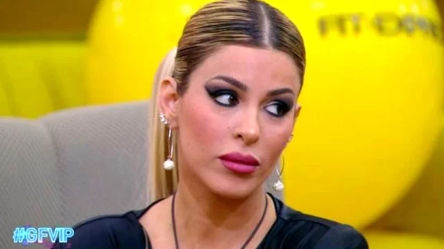 Oriana Marzoli fraintende il significato di una parola: la gaffe