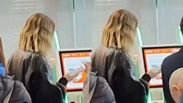 Chiara Ferragni paparazzata mentre viaggia con una compagnia low cost: la replica