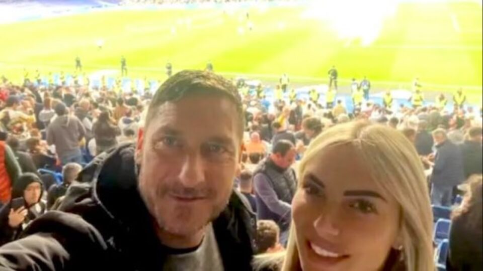 Francesco Totti E Noemi Bocchi Allo Stadio Bernabeu Per La Partita