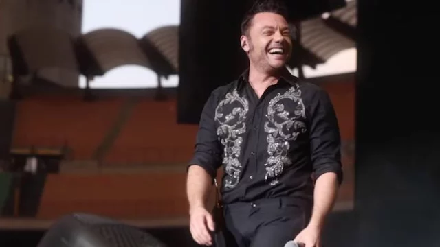 Tiziano Ferro rivela di avere un nodulo a una corda vocale