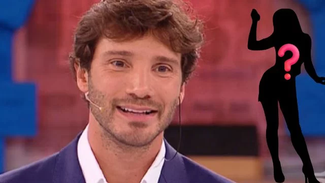 stefano de martino donna misteriosa barca video