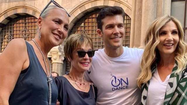 Lorella Cuccarini e la Celentano insieme a Roberto Bolle per un evento