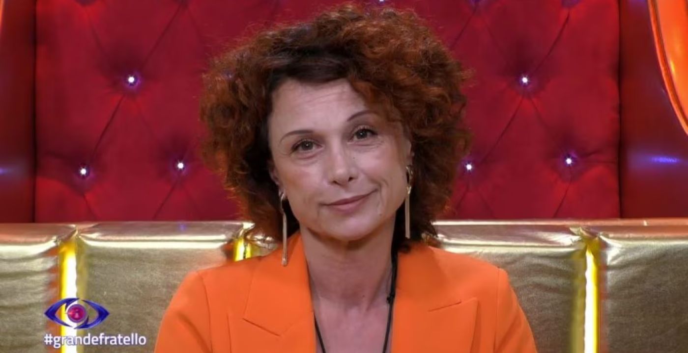 Beatrice Luzzi lascia momentaneamente il Grande Fratello