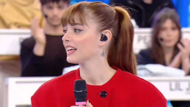 Annalisa ospite ad Amici, un dettaglio nel look commuove il web