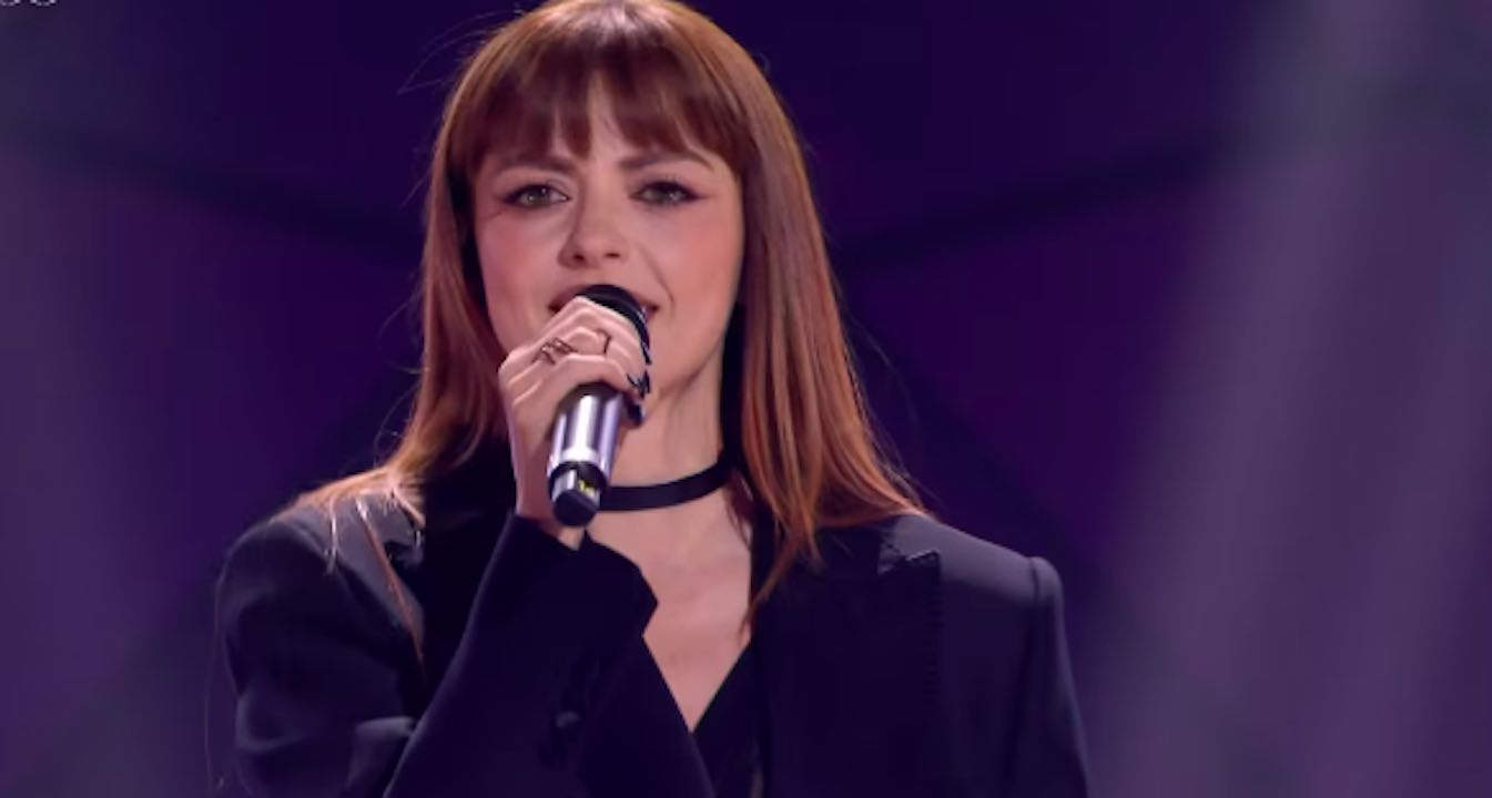 Annalisa non si ferma più! Sinceramente è il brano più trasmesso in radio e utilizzato su TikTok