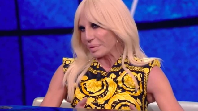 Donatella Versace resta chiusa in ascensore a Los Angeles