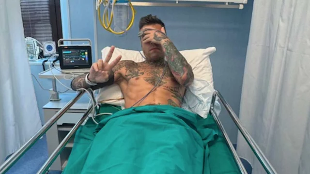 Fedez di nuovo in ospedale: come sta e le prime parole